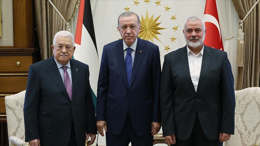 Erdoğan, Filistin Devlet Başkanı Abbas ve Hamas lideri Heniyye ile görüştü