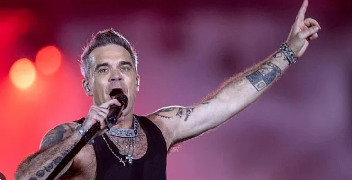 Robbie Williams, Bodrum'da konser verdi: Türkleri çok seviyorum