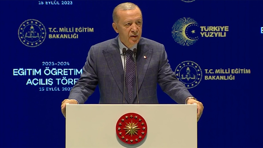 Erdoğan: Saatlik ek ders ücretlerinde yüzde 25 artışa gidiyoruz