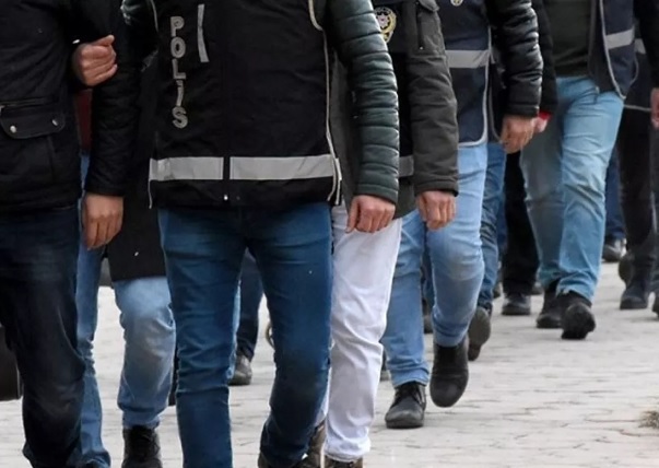 Kocaeli'de "ikiz çek" operasyonu: 15 tutuklama
