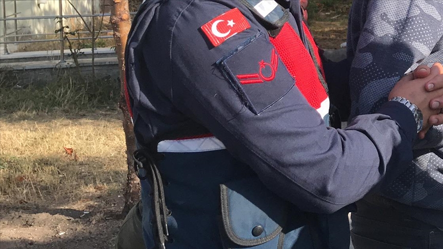 Ankara İl Jandarma Komutanlığı'nca yürütülen operasyonlarda çok sayıda şüpheli yakalandı