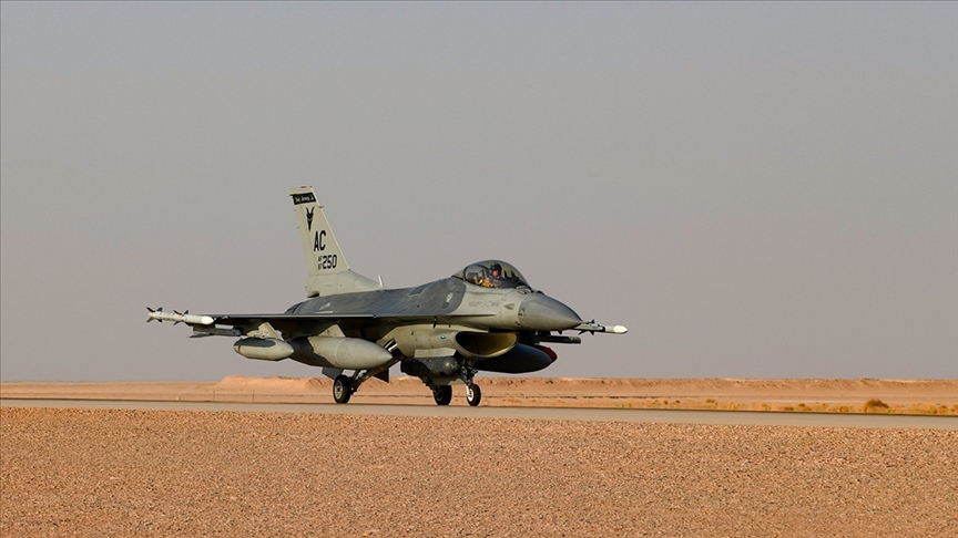 ABD'nin F-16 filosu Orta Doğu'ya ulaştı!