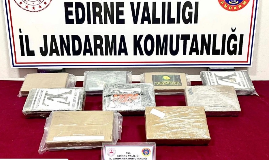 Edirne'de bir tırda 10 kilogram kokain ele geçirildi!