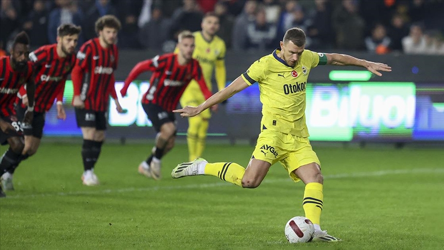 Fenerbahçe, Gaziantep FK'yı tek golle geçti!