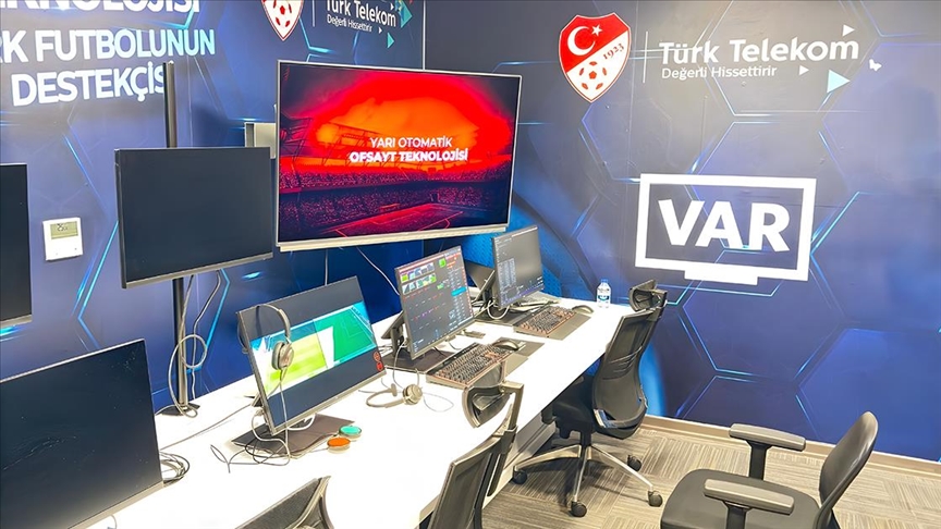 'TÜRK FUTBOLUNDA YENİ DÖNEM'