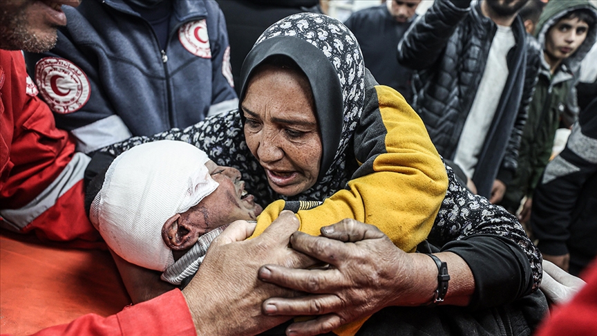 İsrail, Gazze'deki saldırılarının 118'inci gününde katliama devam ediyor