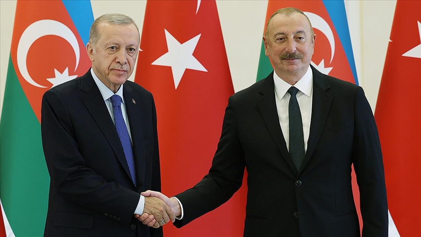 Erdoğan, Azerbaycan Cumhurbaşkanı Aliyev'i seçiminde kazandığı zafer nedeniyle tebrik etti