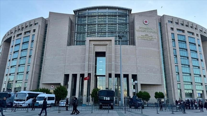 İstanbul Adliyesi'ne terör saldırısında saldırganların amacının kamu görevlilerini rehin almak olduğu değerlendirildi