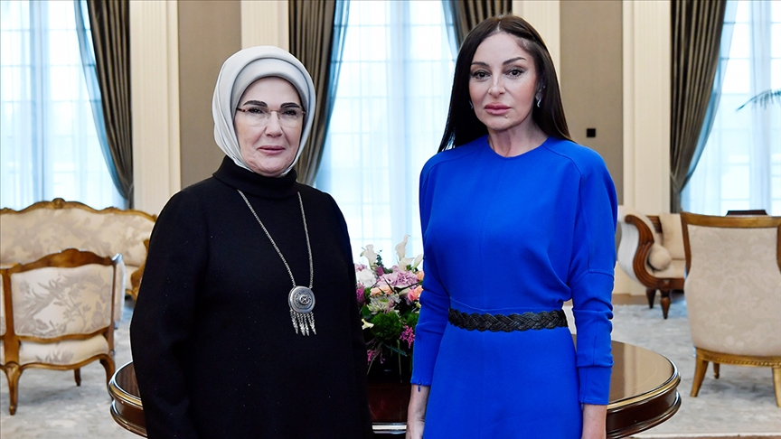 Emine Erdoğan, Mihriban Aliyeva ile görüştü!
