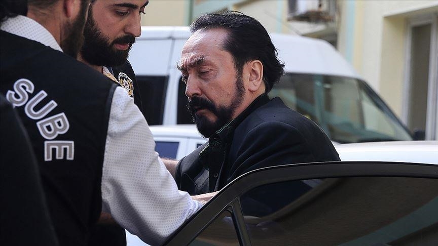 Adnan Oktar silahlı suç örgütünün "güncel yapılanması" davasının mahkemesi değişti