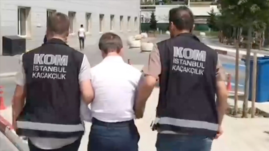 İstanbul'da FETÖ'nün aktif yapılanmasına yönelik operasyonda 7 zanlı yakalandı