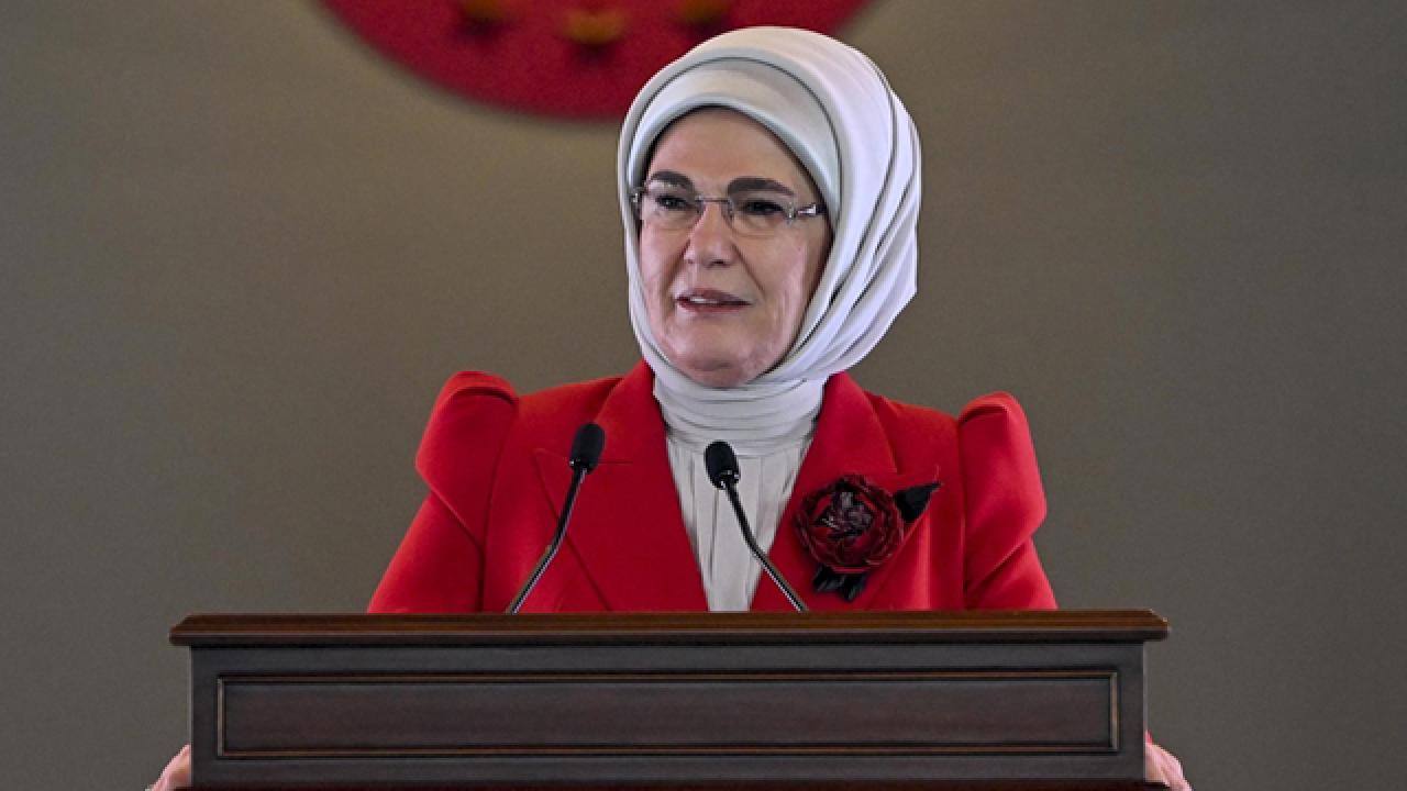 Emine Erdoğan: Kadınların dışlandığı dünya, insanlığın yarısının terk edildiği bir dünyadır