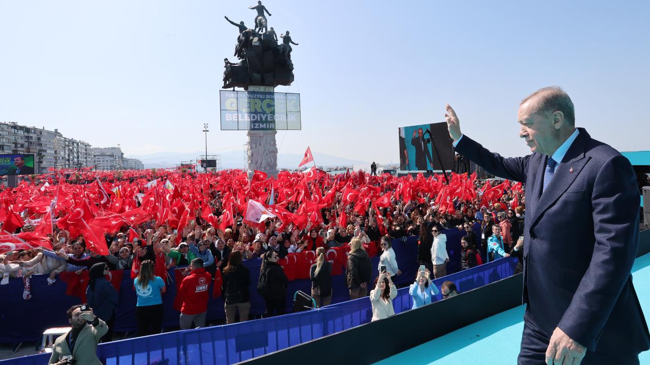 Cumhurbaşkanı Erdoğan: İzmir'in kayıp yıllarını hep birlikte telafi etmek istiyoruz