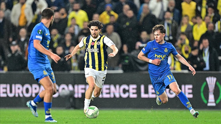 Fenerbahçe UEFA Avrupa Konferans Ligi’nde çeyrek finalde