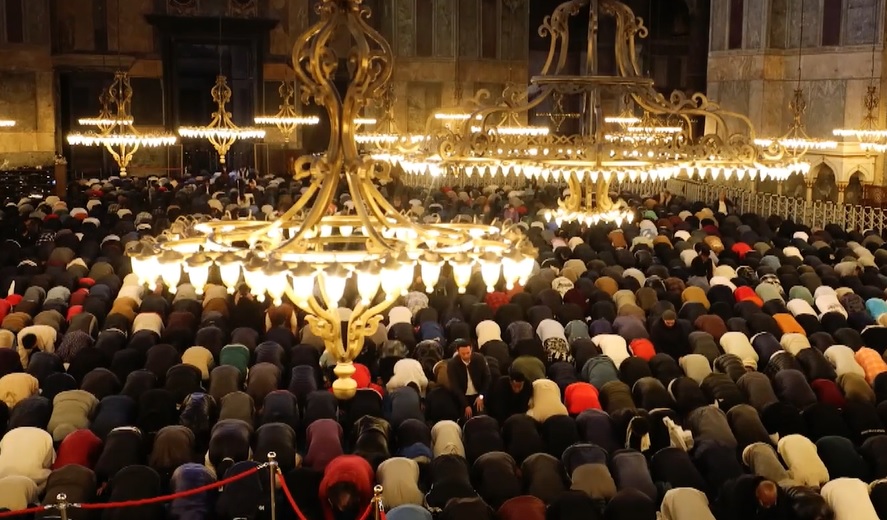 Ayasofya ve Kocatepe'de bayram namazı