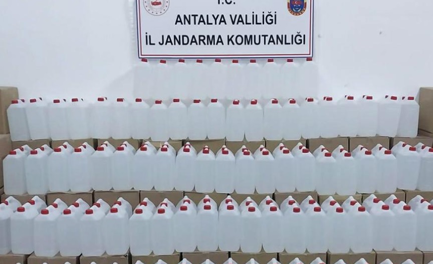 Antalya'da 3 TON etil alkol ele geçirildi!