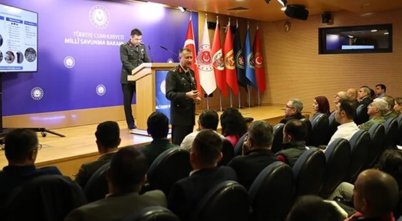 Milli Savunma Bakanlığı'nın "Savunma Muhabirliği Eğitimi" başladı