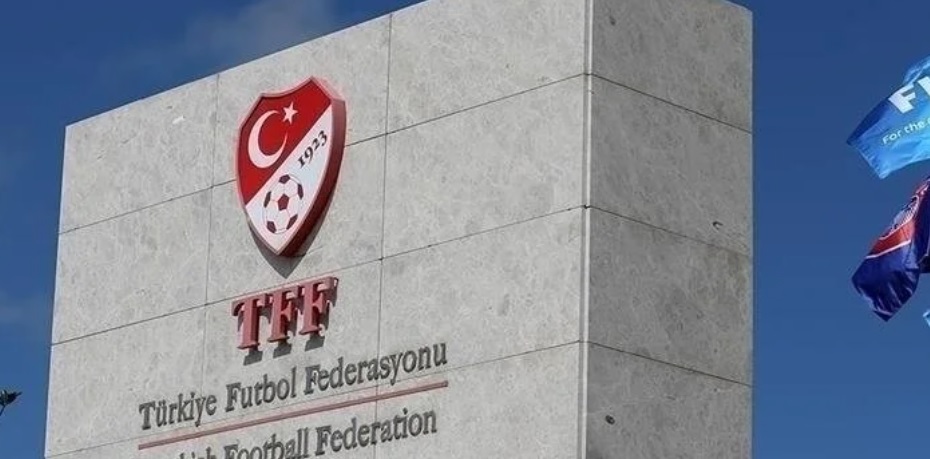 Tahkim Kurulu, Fenerbahçe'nin 4 milyon liralık para cezasını 400 bin liraya indirdi