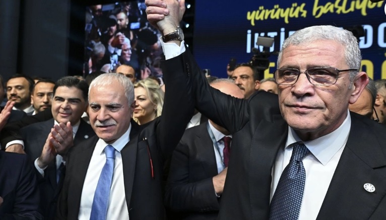 İYİ Parti 5. Olağanüstü Kurultayı'nda genel başkanlığa Müsavat Dervişoğlu seçildi