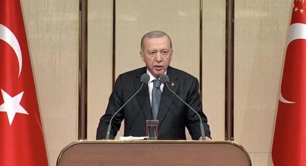 Erdoğan: 1 Mayıs'ı propaganda aracına dönüştürmek isteyen terör örgütlerine istismar zemini sunulmamalıdır