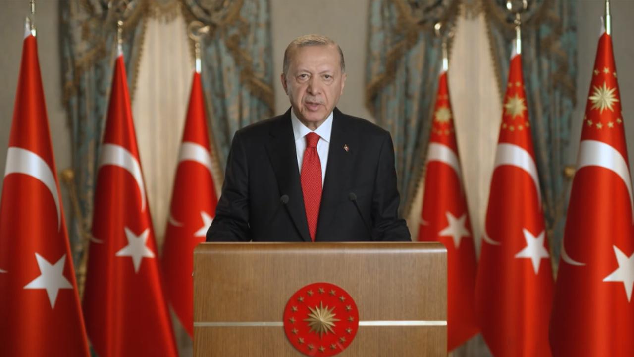 CANLI: Cumhurbaşkanı Erdoğan, Vakıf Haftası 100. Yıla Özel 201 Eser Toplu Açılış Töreni'nde konuşuyor
