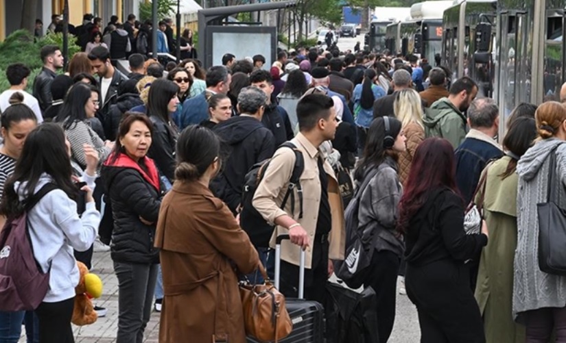 Başkentte kuvvetli yağış nedeniyle metro seferlerinde aksama yaşandı