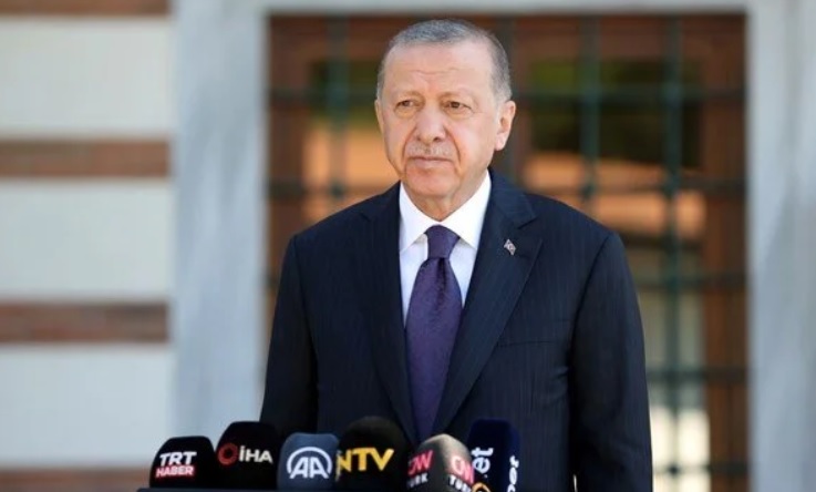 Erdoğan: Siyasetin yumuşama dönemine girdiğini görüyoruz