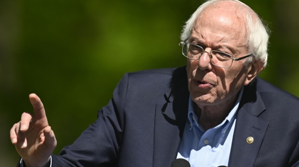 Sanders: Filistin'e destek gösterisi düzenleyen öğrencileri destekliyorum