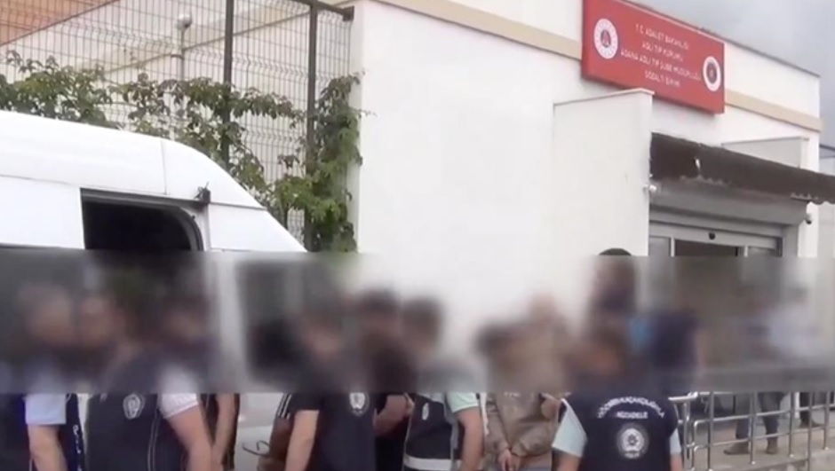 "Kalkan-21" operasyonunda 12 göçmen kaçakçılığı organizatörü tutuklandı