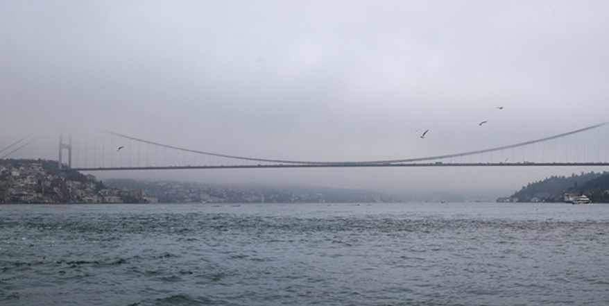 İstanbul Boğazı'nda askıya alınan gemi trafiği normale döndü