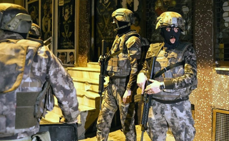 İstanbul'da DEAŞ'a operasyon: 8 Gözaltı