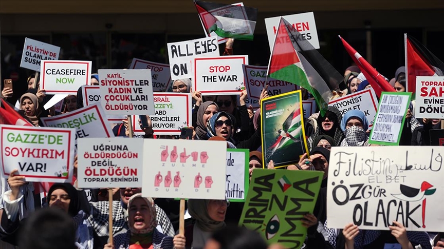 Hacettepe Üniversitesi'nde İsrail'in saldırıları protesto edildi