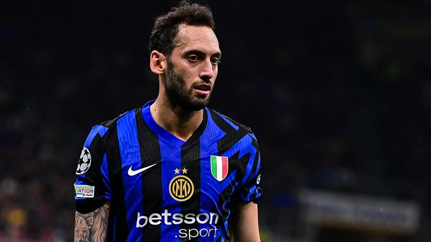 Hakan Çalhanoğlu, UEFA Şampiyonlar Ligi finalinde ilk peşinde!