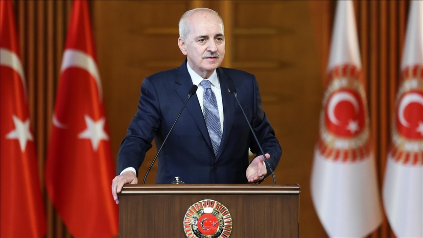 TBMM BAŞKANI KURTULMUŞ'TAN ANNELER GÜNÜ MESAJI
