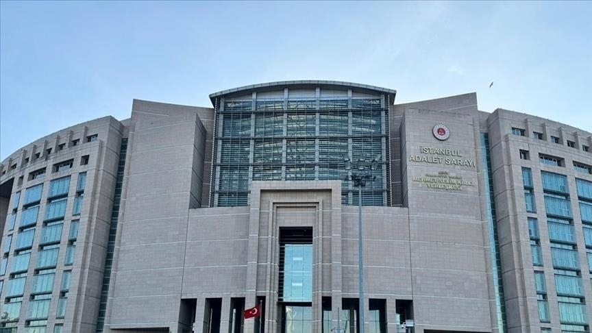 İBB'YE YÖNELİK YOLSUZLUK SORUŞTURMASINDA GÖZALTINA ALINAN 45 ZANLI ADLİYEDE