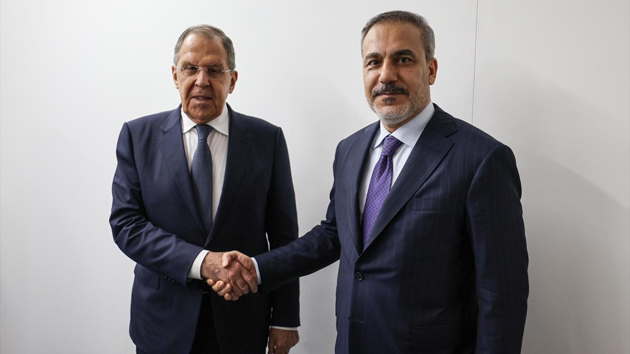 BAKAN FİDAN, LAVROV İLE GÖRÜŞTÜ
