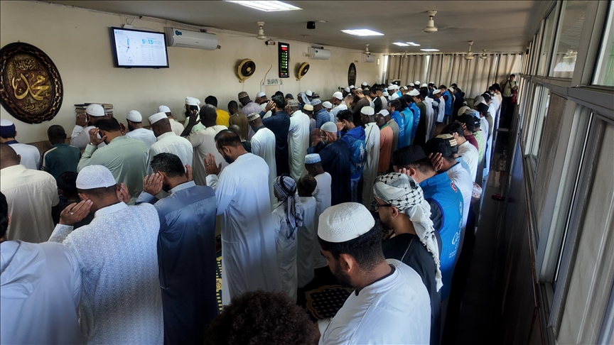 İSLAM DÜNYASI KURBAN BAYRAMI'NI KUTLUYOR
