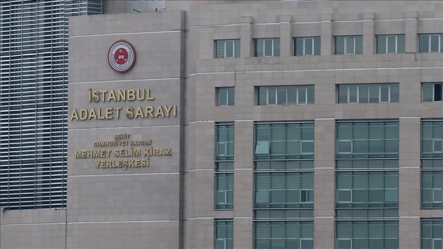 İBB'YE YÖNELİK YOLSUZLUK SORUŞTURMASINDA GÖZALTINA ALINAN 2 ŞÜPHELİ ADLİYEDE