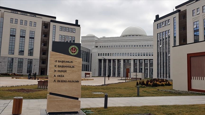 Alacaklısını foseptik çukuruna atan sanığa, "kişiyi hürriyetinden yoksun kılma" suçundan ceza