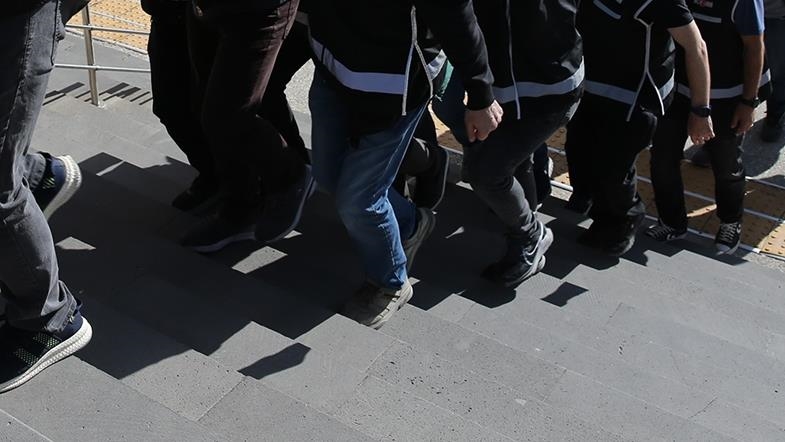İstanbul merkezli 7 ildeki "askeri ve siyasal casusluk" operasyonunda 7 zanlı tutuklandı