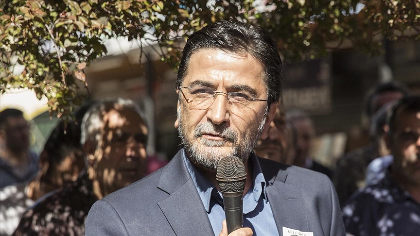 GAZETECİ-YAZAR NİHAT GENÇ HAYATINI KAYBETTİ