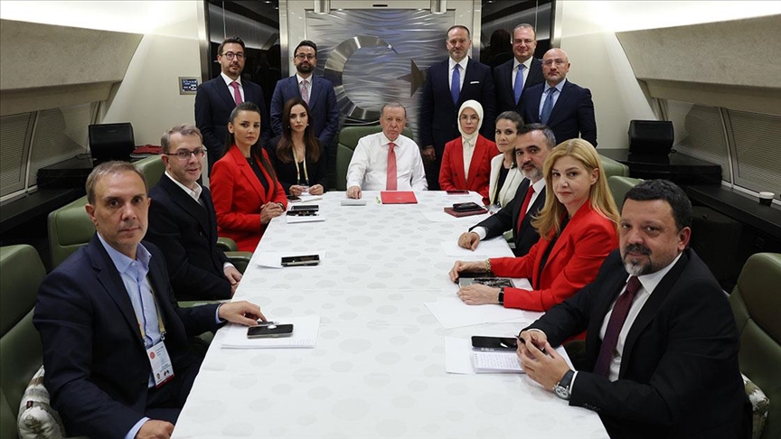 Cumhurbaşkanı Erdoğan: Terör örgütünün silah bırakma kararını uygulamaya başlamasıyla süreç biraz daha hız kazanacaktır