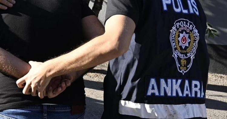 ANKARA'DA UYUŞTURUCU OPERASYONUNDA 2 ŞÜPHELİ TUTUKLANDI!