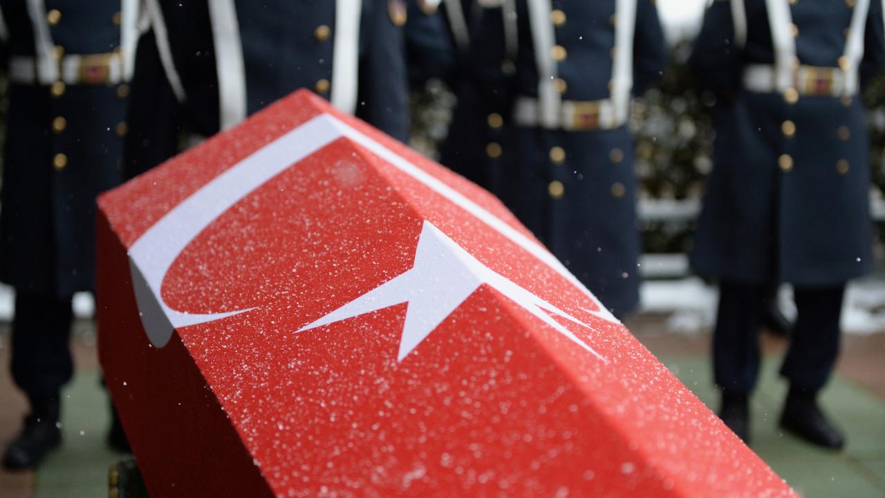 BAKANLARDAN ŞEHİT OLAN 5 ASKERİMİZ İÇİN BAŞSAĞLIĞI MESAJI
