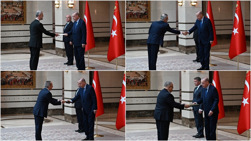 CUMHURBAŞKANI ERDOĞAN, 4 ÜLKENİN BÜYÜKELÇİSİNİ KABUL ETTİ