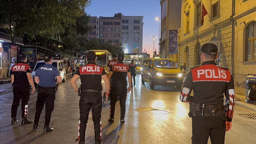 "HUZUR İSTANBUL" UYGULAMASINDA 833 KİŞİ GÖZALTINA ALINDI