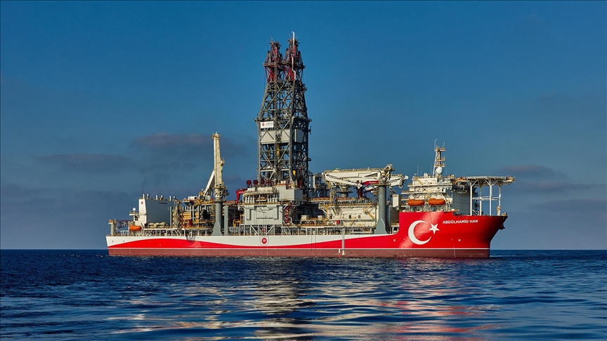 ABDÜLHAMİD HAN SONDAJ GEMİSİ 3 YILDA 9 SONDAJ, 75 MİLYAR METREKÜPLÜK KEŞİF YAPTI