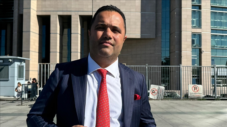 Avukat Rezan Epözdemir "siyasal ve askeri casusluk" ile "FETÖ'ye yardım" suçlarından gözaltına alındı