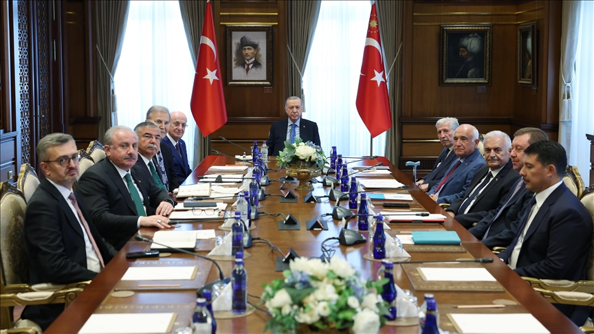 CUMHURBAŞKANLIĞI YÜKSEK İSTİŞARE KURULU TOPLANDI