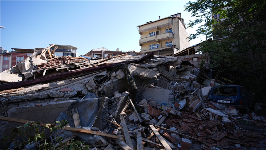 AFAD'DAN BALIKESİR'DEKİ DEPREM SONRASI ÇALIŞMALARA İLİŞKİN AÇIKLAMA